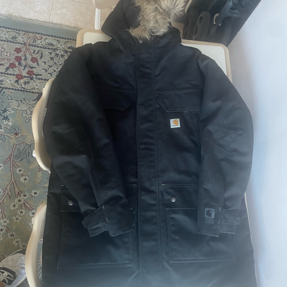 Carhartt Sawtooth winter parka. Black, medium size, in perfect condition